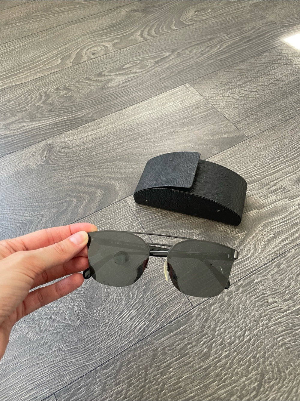Rounded square Prada sunglasses - read notes*